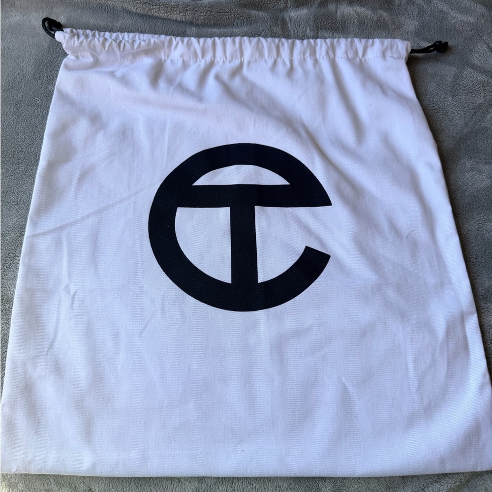Telfar Tan Tote Bag Medium - Picture 10 of 11
